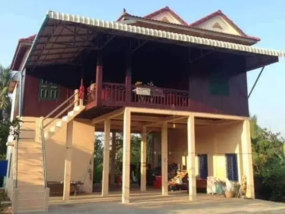 Sokhon Home Stay - Adults Only
