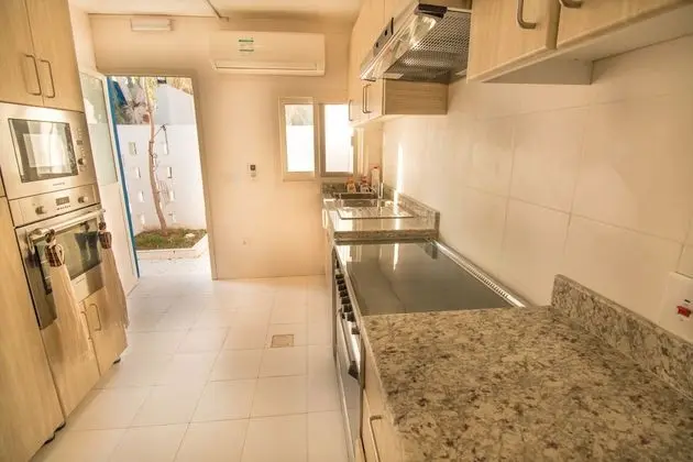 Sokoun A True Emirati House by the Beach - Mutfak