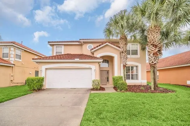 Solana Pool Home in Davenport FL