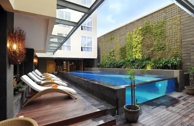 Hotel Solaris Kuta Bali - Havuz