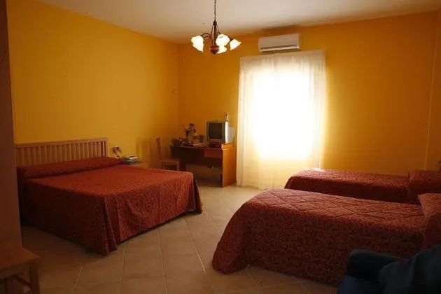 Sole Mediterraneo Resort - Oda