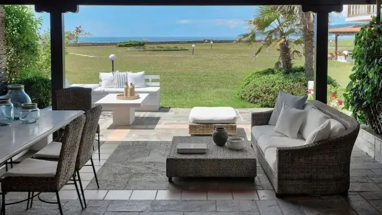 Soleado Beachfront Villa - Dış Mekan