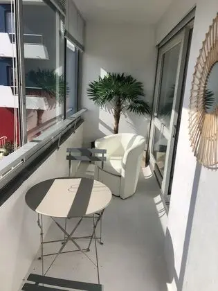 Soleil et Bateaux Superbe Port de Plaisance - İç Mekan