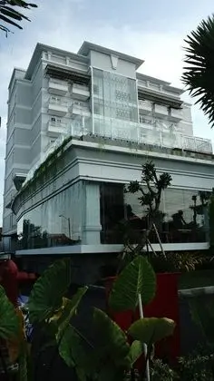 Solia Hotel Yosodipuro Solo - Dış Mekan
