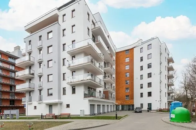 Solna Island Apartments by Renters