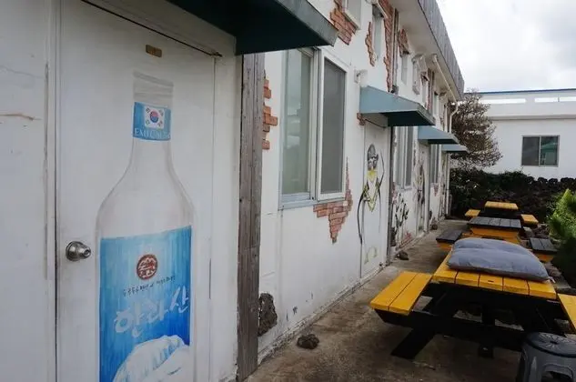 Solo Guesthouse in Pyosun - Hostel - Dış Mekan