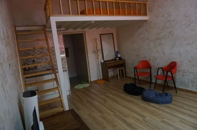 Solo Guesthouse in Pyosun - Hostel - Oda