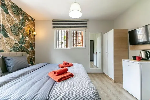 Solo Residence Hotel