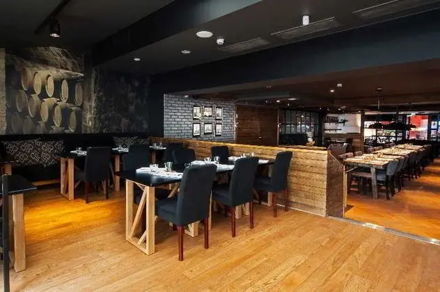 Solo Sokos Hotel Lahden Seurahuone - Yeme / İçme