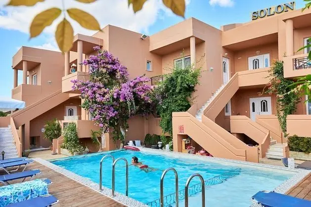 Solon Apartments