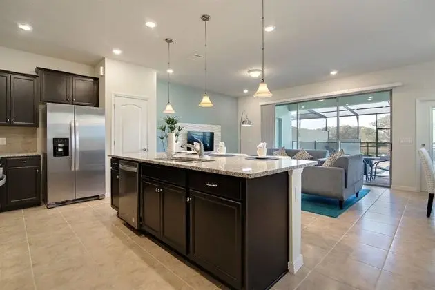 Solterra 5BR Splash Pool Townhouse - Mutfak