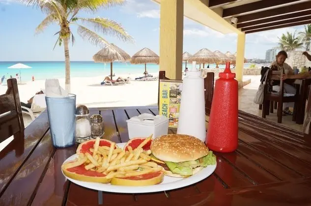 Solymar Cancun Beach Resort - Plaj