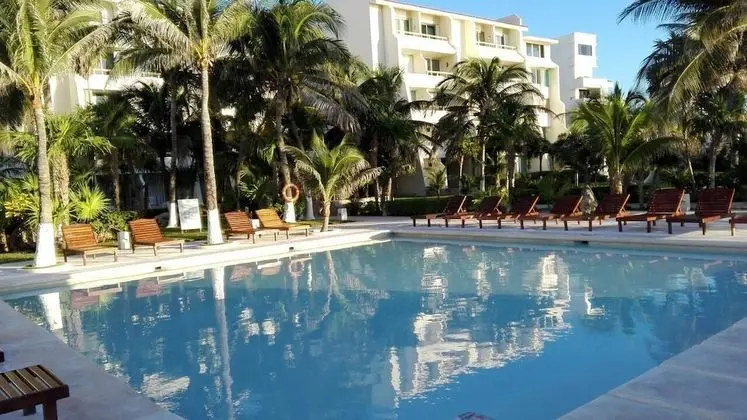 Solymar Cancun Condos - Havuz