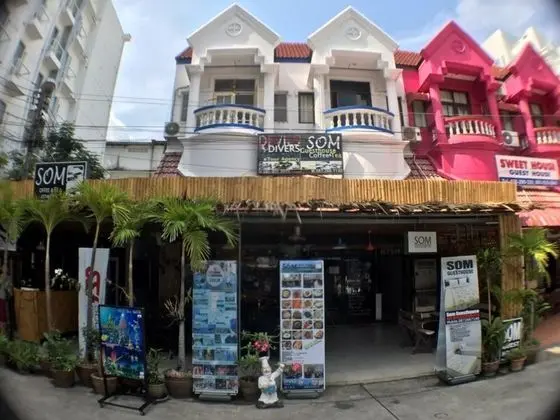 Som Guesthouse