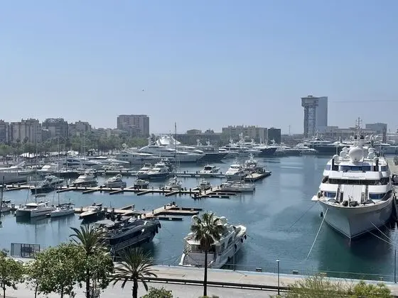 Som Nit Port Vell - Dış Mekan