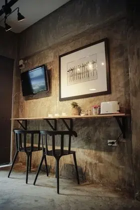 Some Rest Hostel Khao San - Yerinde Yemek