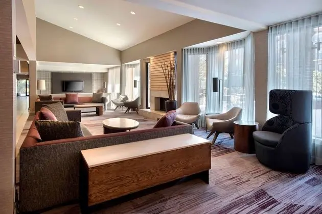 Sonesta Select Boston Milford - Lobi