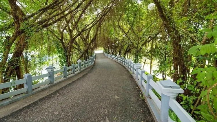 Song Hong Resort - Dış Mekan