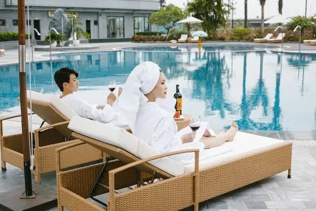 Songlam Waterfront Hotel - Havuz