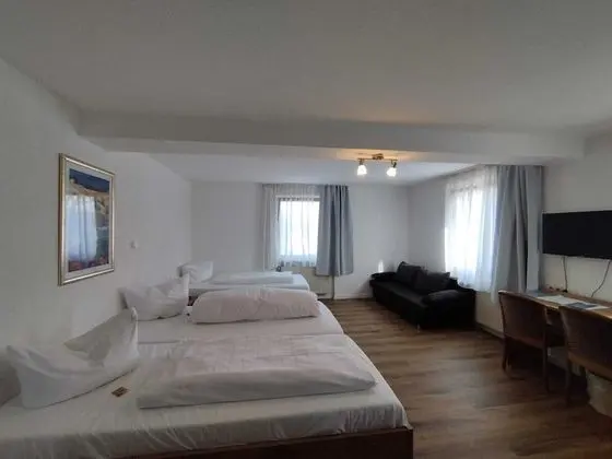 Hotel Sonnenkeller - Oda