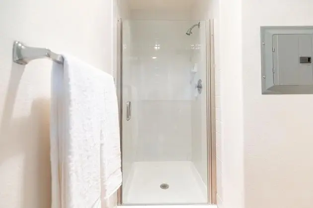 Sonrisa 2 Unit Buyout I III - Banyo Tipleri