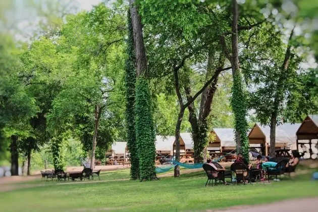 Son's Blue River Camp Glamping Cabin D