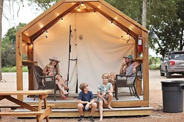Son's Rio Cibolo - Glamping Cabin G