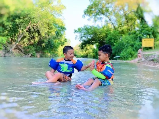 Son's River Ranch Glamping Cabin 25 - Öne Çıkan Resim