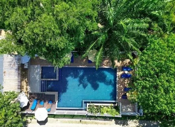 Soontreeya Lanta - Havuz
