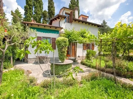 Soothing Villa in Fivizzano With a Private Garden - Dış Mekan