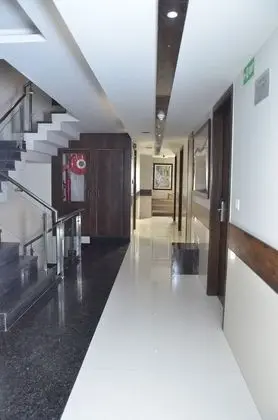 Hotel Sopan Heights - Lobi