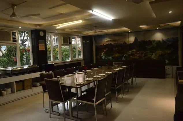 Hotel Sopan Heights - Yerinde Yemek
