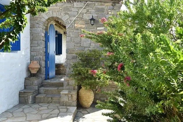 Villa Sophia Paros Beachfront Sea View - Dış Mekan