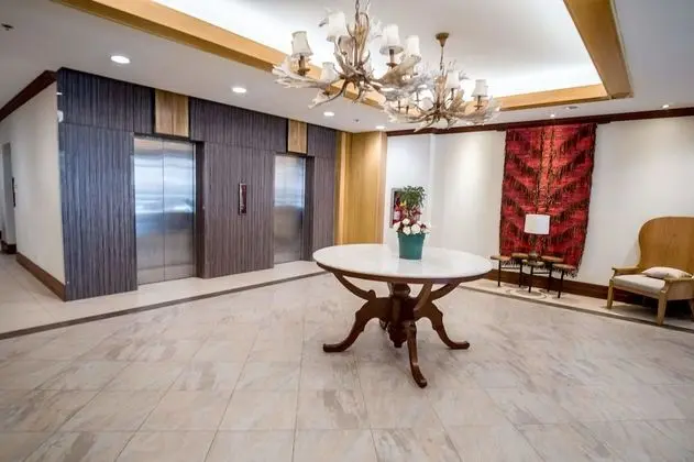 Sophia's Cedar Peak - İç Mekan
