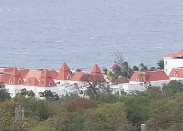 Sophia's Vacation Home-Ocean View