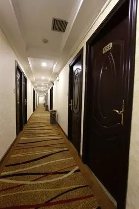 Sophie Roland Hotel Shenzhen Huaxin - İç Mekan