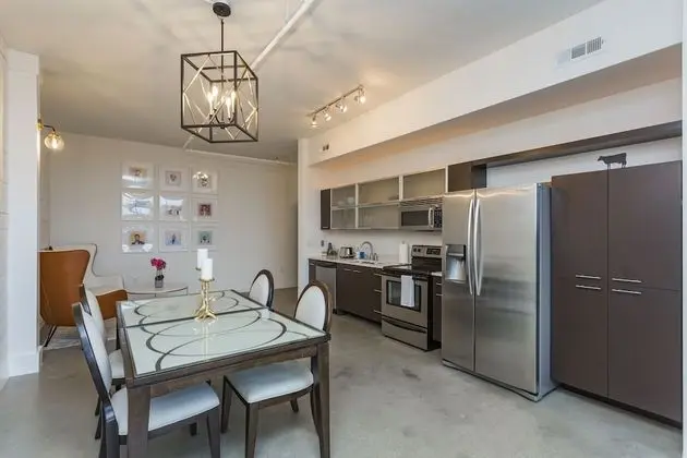 Sophisticated Nashville Condo | Corporate Rental - Yerinde Yemek