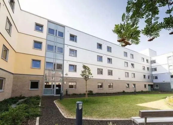 Sophisticated Studios - Durham