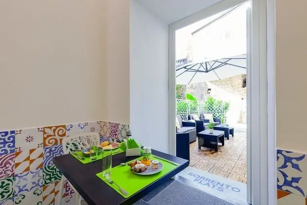 Sorrento Flats - Yerinde Yemek