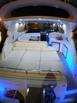 Sorrento Holiday Charter - Dış Mekan