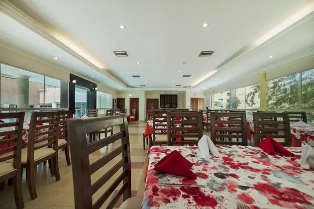 Hotel Sorrento Santa Marta - Yerinde Yemek