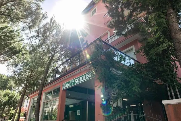 Hotel Sorriso - Dış Mekan