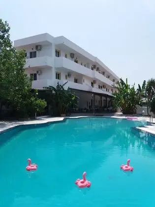 Sotirakis Hotel Studios