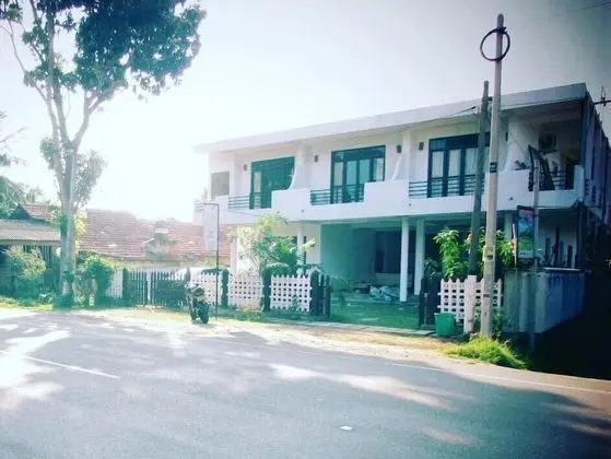 Soul Surfer Weligama