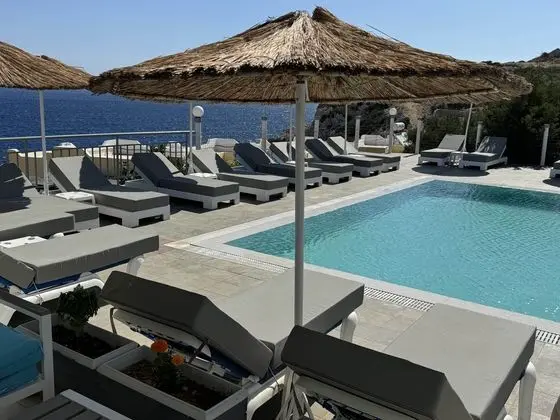 Sound of the Sea Hotel - Havuz