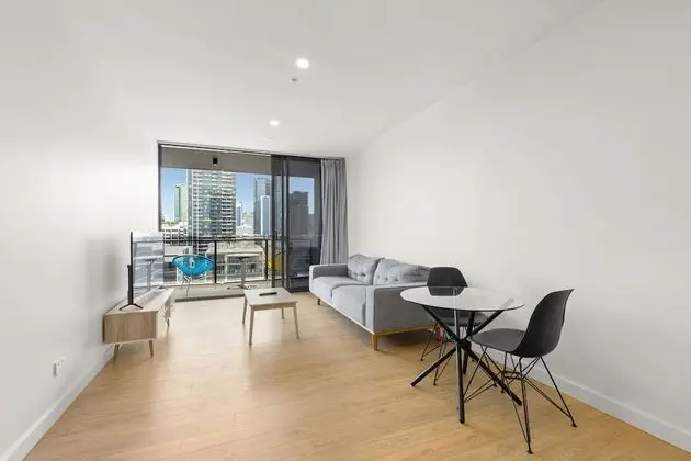 South Brisbane 2 Bedrooms Apartment with Free Parking by KozyGuru