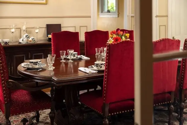 South Court Inn - İç Mekan