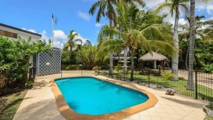 South Gladstone Motel - Havuz