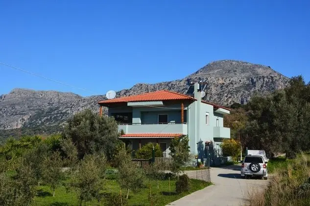 South House in Spili