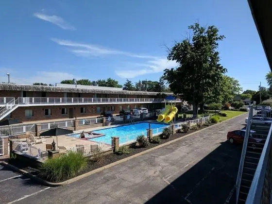 South Shore Inn